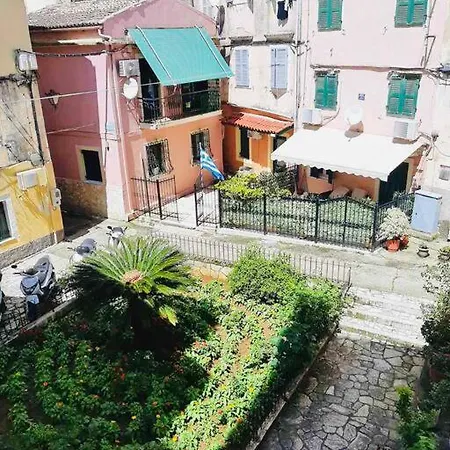 Lemonia Deluxe Apartment
